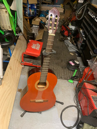 Lucero acoustic guitar $40