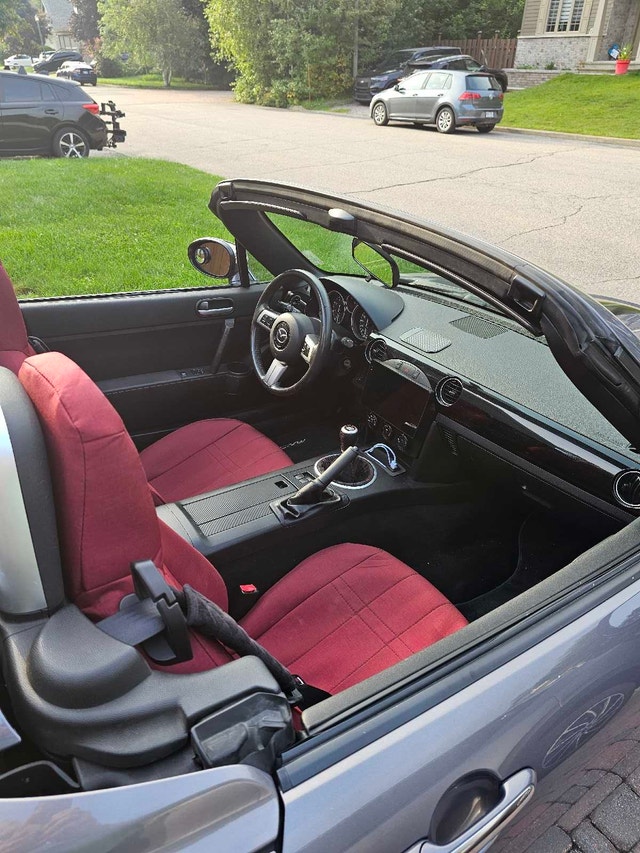 Mazda MX-5 Miata 2008 — photo 3