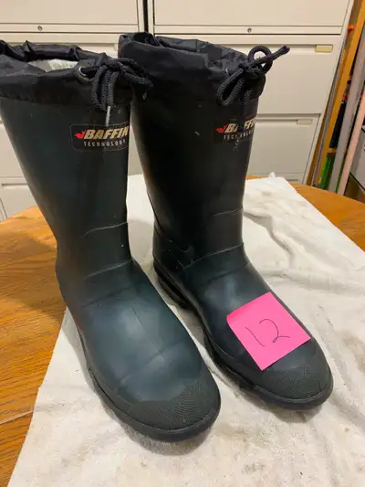 Baffin Rubber Winter Boot Like new Size 12., View more