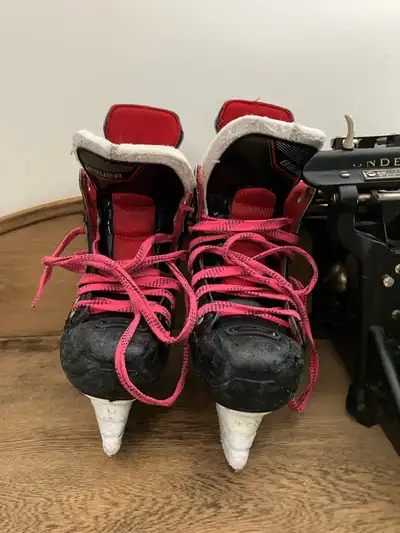 Bauer NSX Junior Hockey Skates Size 2, View more