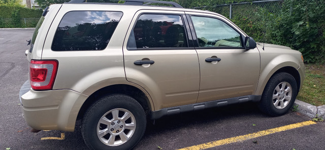 Escape/Aerio in Cars & Trucks in Gatineau - Image 2