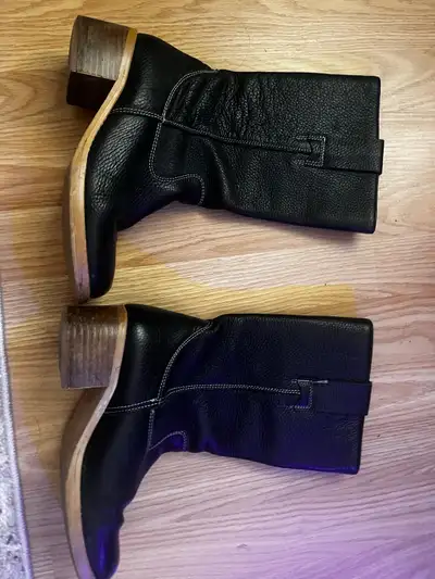 Vintage full leather, Frye Campus Banana Boots, View more