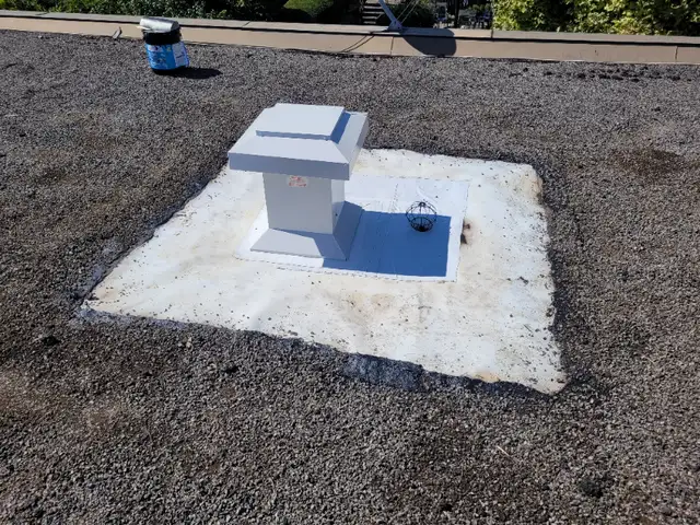NORTH SHORE LAVAL CLIENT 500$ ROOF PATCH DISCOUNT LEAK62863218739586123