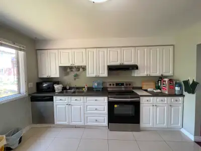 Detached 3 beds & 3 baths upper level Scarborough