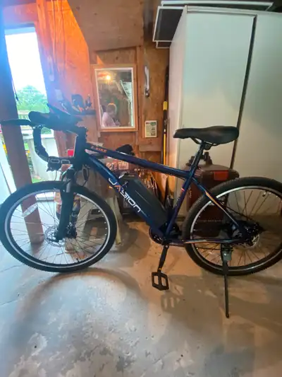 VELO ELECTRIQUE FLAMBANT NEUF (roues 26 pouces), View more