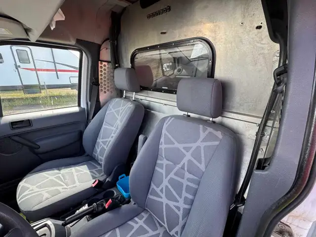 Reefer 2010 Ford Van498589262352240647