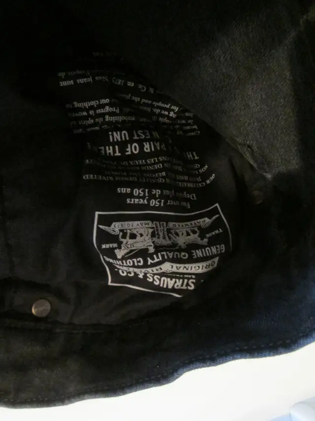 fake Levi's 502 jeans in Men's in North Bay - Image 6