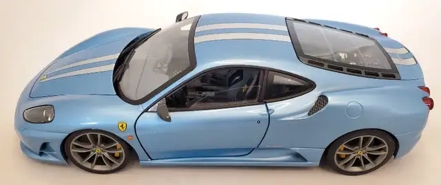1:18 Hot Wheels Elite 2007 Ferrari 430 Scuderia Light Blue