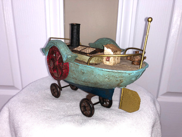 Very Heavy Vintage Folk Art Steam Paddle Wheeler on Wheels 9 1/2 in Arts & Collectibles in Sunshine Coast - Image 2