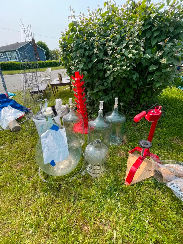 Wine Making Kit in Hobbies & Crafts in Bathurst - Image 2
