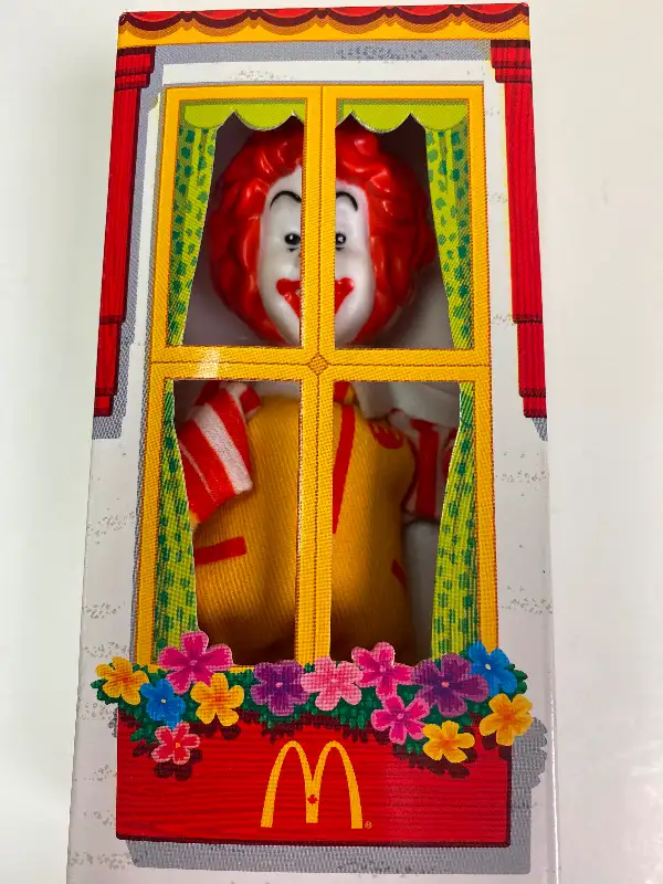 Ronald McDonald Finger Puppet 2003 McDonalds Toy New in box63010223756035121