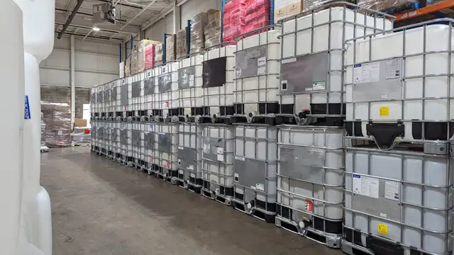 1000L 275 Gal. IBC Totes - Truckload in Other Business & Industrial in Mississauga / Peel Region - Image 2