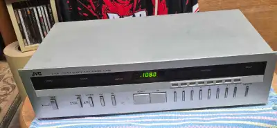 JVC T-40P Tuner, View more