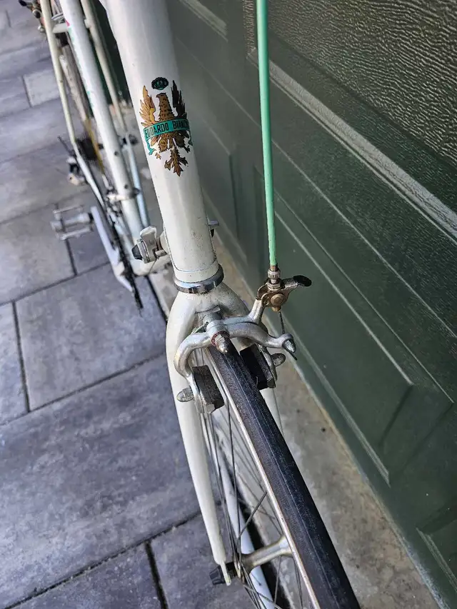 Bianchi Strada LX road bike  in Road in City of Toronto - Image 7