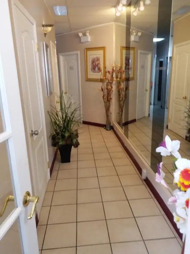 Satisfaction Massage Therapy64264276782850121