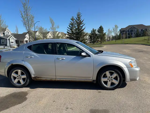 2010 Dodge Avenger523046225320366082