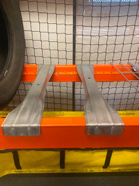 1000’s of pallet support bars for pallet racking in stock