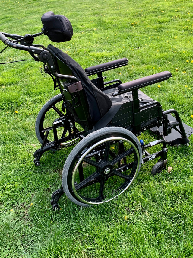 Wheel Chair for Sale in Health & Special Needs in Trenton - Image 4