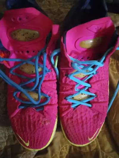 9.5 LeBron James 18 LA by night , View more