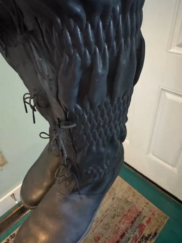 Sorel  Women’s Black leather Lace Up Tall Boots Size 9 in Women's - Shoes in Calgary - Image 4