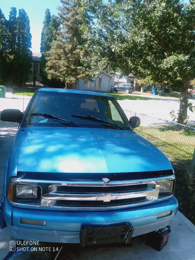 1997 Chevrolet S10 LS 