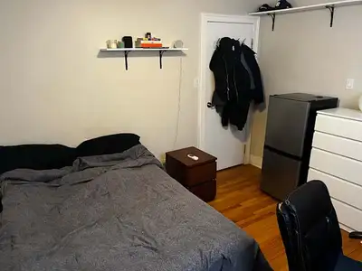 $764/month, all utilities included Jan 1 to ~April 15, 2027 Fully furnished private room available i...