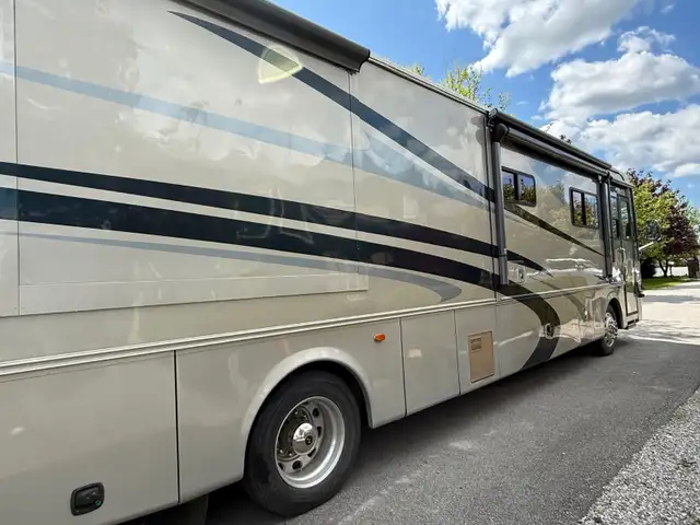 2005 Holiday Rambler Ambassador RV in RVs & Motorhomes in Delta/Surrey/Langley - Image 6