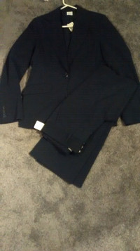 Medium Suits - Dress Pants and Jackets