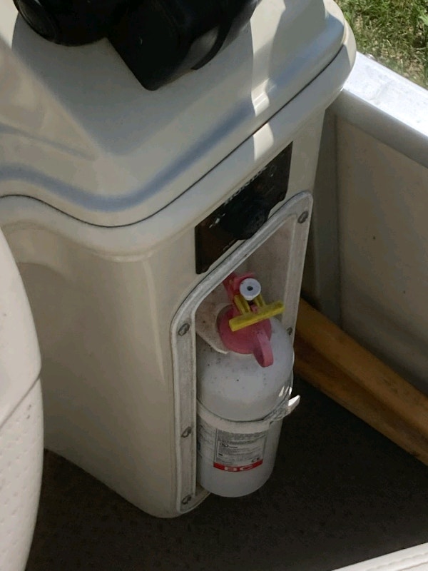 Pontoon boat Powerboats & Motorboats Regina Kijiji