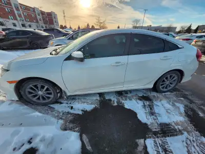 Honda Civic - 2021 for sale via lease transfer - Only owner, 90500 km total - Maintained properly an...