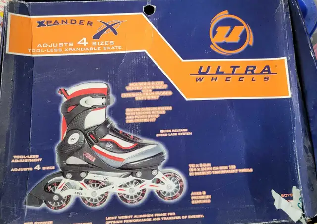 Roller Skates Boys adjustable sizes 5 to 8 in Skates & Blades in Ottawa - Image 2