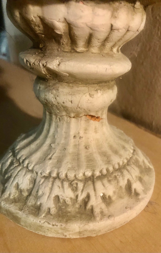 Terracotta based mini Urn/ Vase/Pot in Home Décor & Accents in Markham / York Region - Image 4