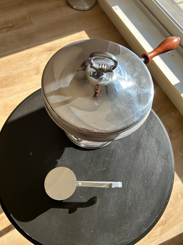 Fondue pot, made in USA in Other in City of Halifax