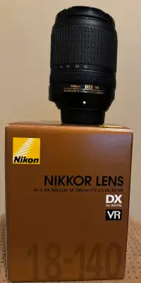 NIKON AF-S DX 18-140mm f/3.5 - 5.6G ED VR