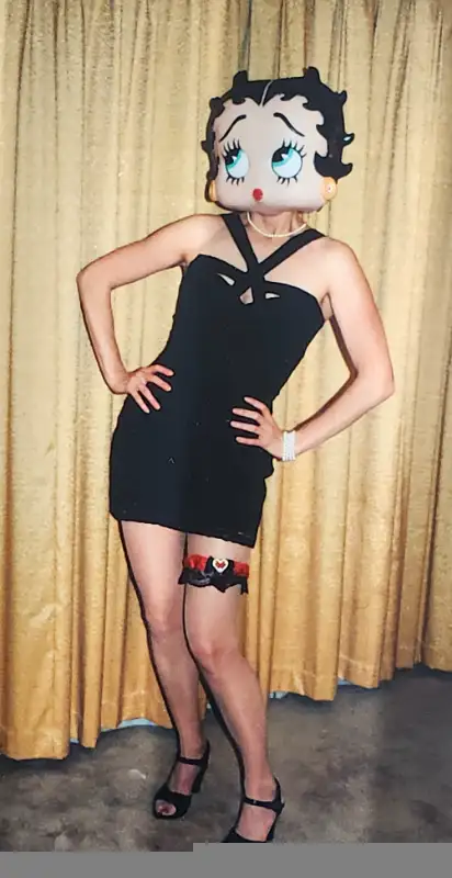 Vintage Black Lace Mini Iconic dress in Women's - Dresses & Skirts in Kitchener / Waterloo - Image 9