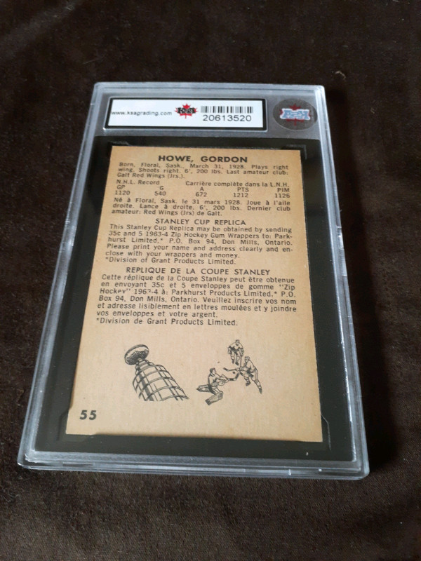 Gordie Howe Parkhurst Hockey Card in Arts & Collectibles in Sarnia - Image 2