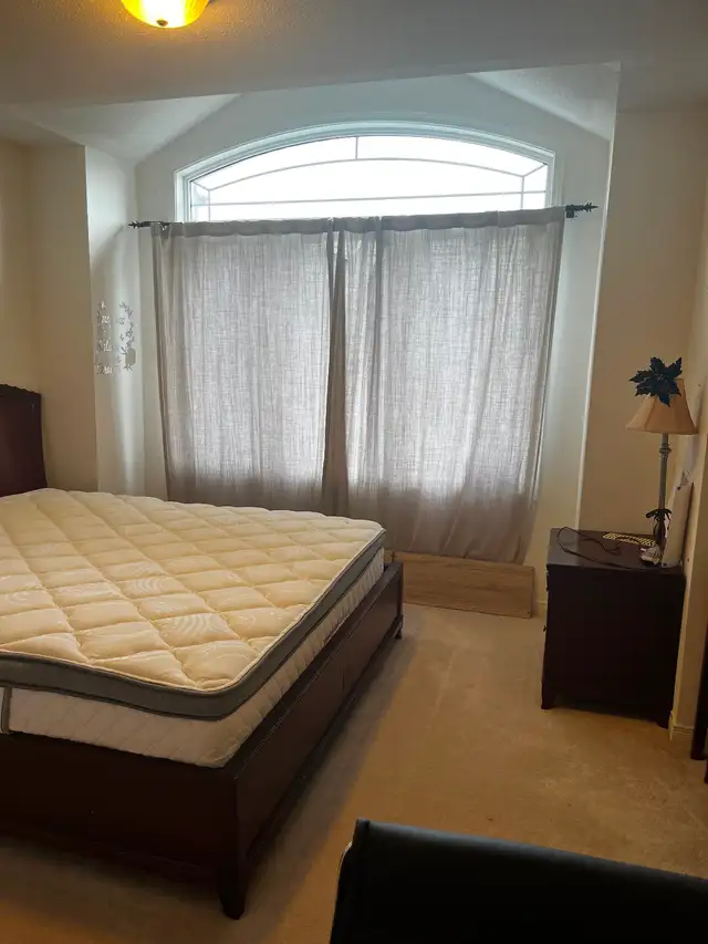 One bedroom with private bathroom for rent in Room Rentals & Roommates in Ottawa - Image 8