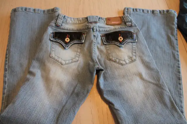 Size 3 jeans both for $35 in Women's - Bottoms in Oshawa / Durham Region - Image 10