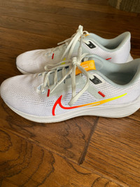 Nike Women’s Running Shoes, Size 10
