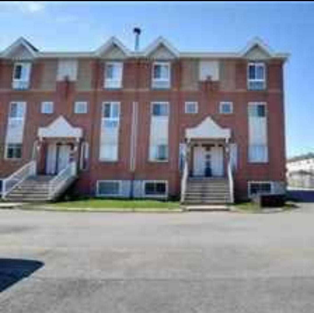 Condos/appartement à Louer — photo 1