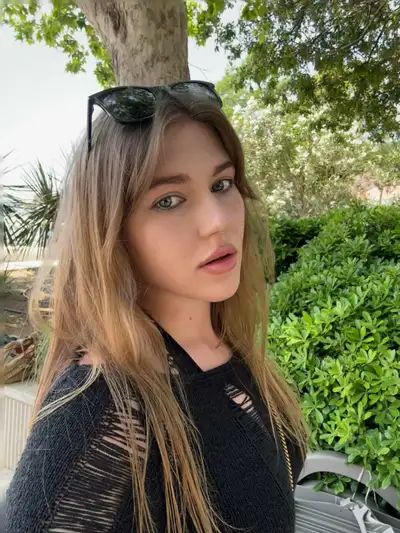 Reels/TikTok video editor & content strategist, View more