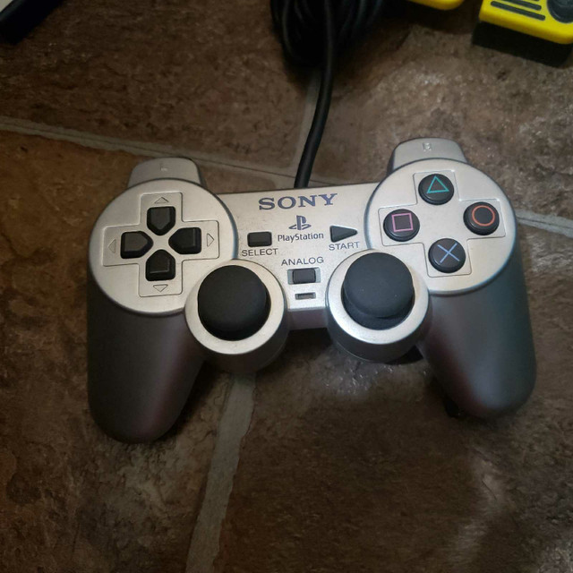 Sony PlayStation 2 Bundle in Older Generation in North Bay - Image 4