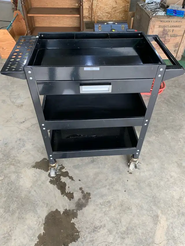 TOOL TROLLY