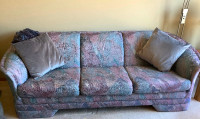 Sklar-Pepplar Sofa
