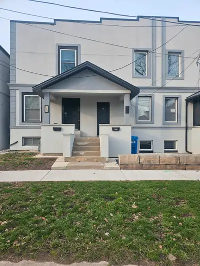 3-bdrm House for Rent