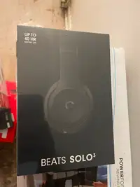 Brand new unopened 100% authentic beats by dr dre solo 3 !
