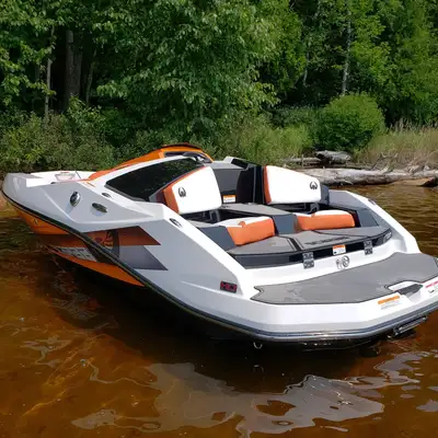 2016 Scarab HO 250 HP Only 2 owners since purchased. Always serviced from original dealer; bills all...