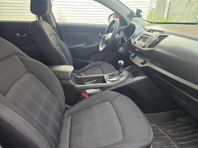 KIA SPORTAGE 2012 — photo 5