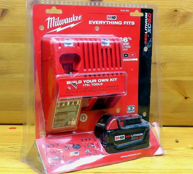  Milwaukee M18 REDLITHIUM XC5.0 Starter Kit