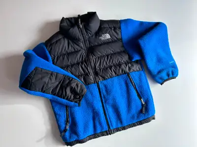 Blue Fleece North Face Jacket Boys small - 7/8 In great shape full zip used for a couple cross count...